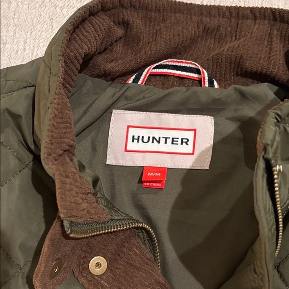 HUNTER Olive Quilted Women's Vest - Picture 9 of 9